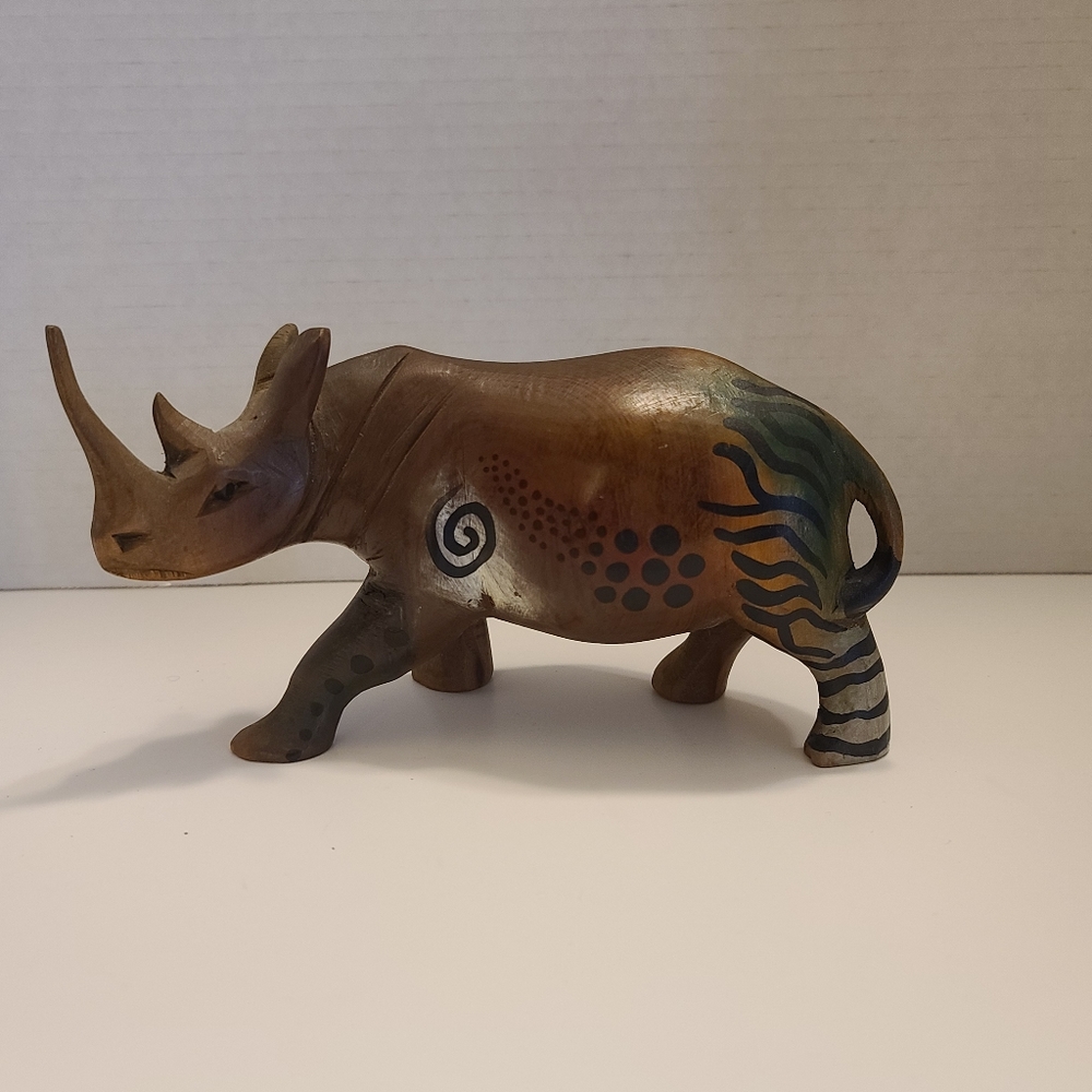 Hand Carved Rhinoceros - Picture 2 of 4